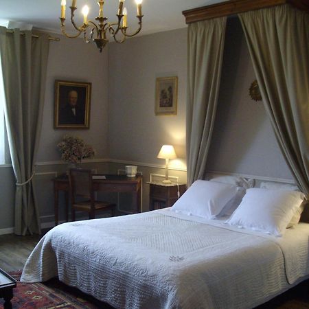 Manoir De La Baronnie Bed and Breakfast Saint-Malo Buitenkant foto