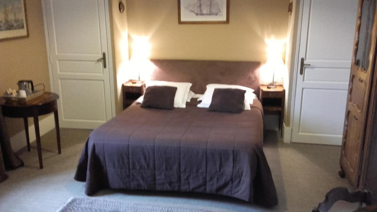 Manoir De La Baronnie Bed and Breakfast Saint-Malo Buitenkant foto