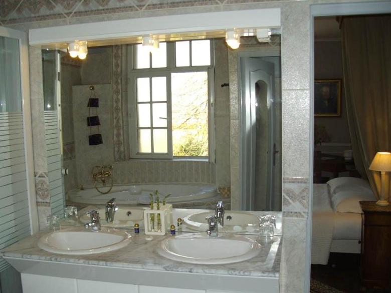 Manoir De La Baronnie Bed and Breakfast Saint-Malo Buitenkant foto