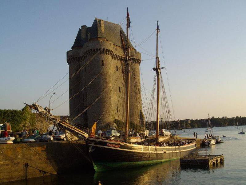 Manoir De La Baronnie Bed and Breakfast Saint-Malo Buitenkant foto